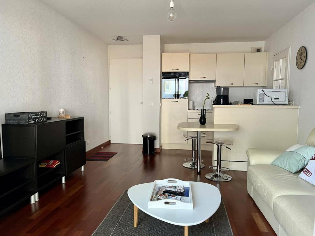 Appartement T2 A Cambo-Les-Bains Avec Piscine, Terrasse Et Parking Prive, Proche Des Thermes - Fr-1-495-82 Buitenkant foto